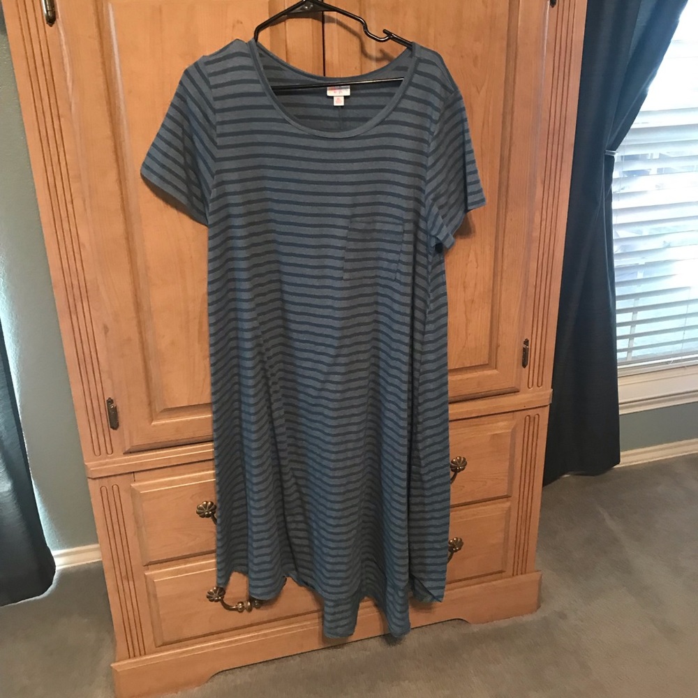 Lularoe Carly dress